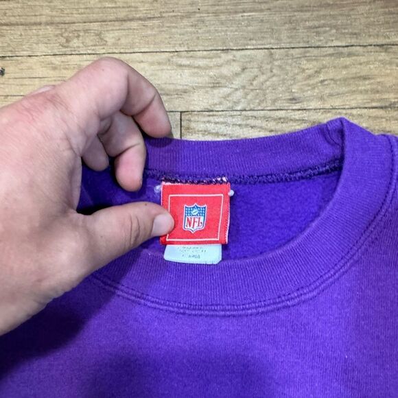 Vintage Minnesota Vikings Sweatshirt - Picture 5 of 7